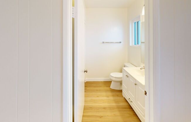 OPEN CONCEPT - BRAND NEW FLOORING