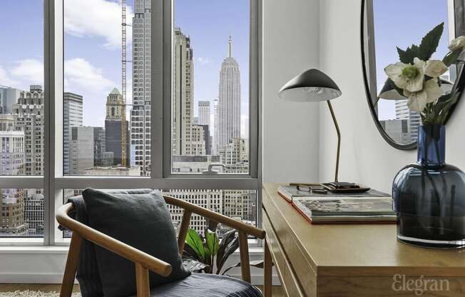 1 bed, 1 bath, 633 sqft, $6,050, Unit PHD