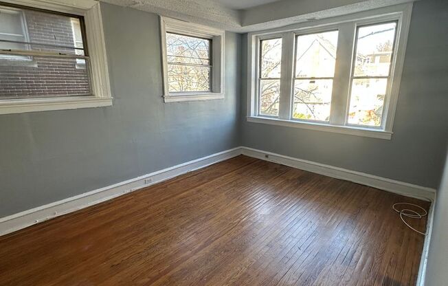2 beds, 1 bath, 750 sqft, $1,225, Unit 6102-7