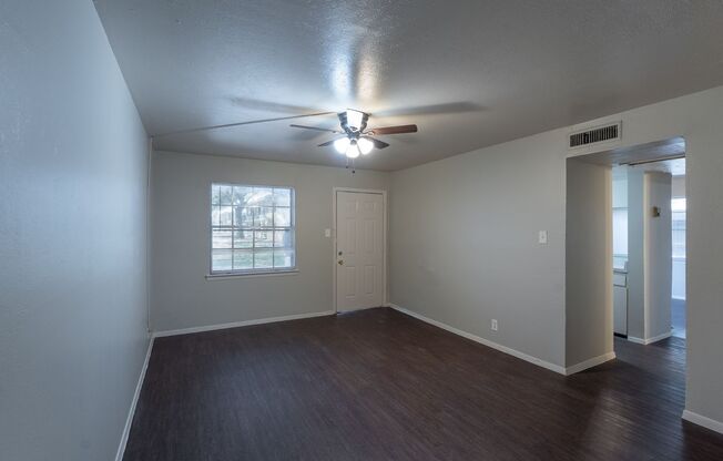 3 beds, 2 baths, 1,240 sqft, $1,500, Unit 1011 A