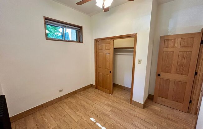 1 bed, 1 bath, 425 sqft, $1,765, Unit 233-G2