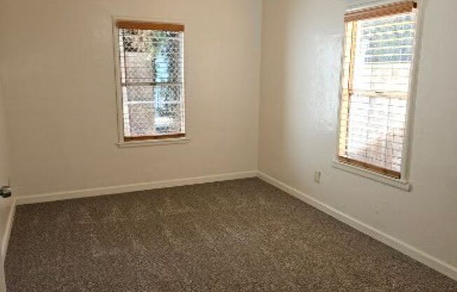 2 beds, 1 bath, $1,850