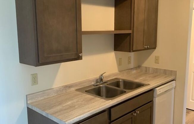 1 bed, 1 bath, 750 sqft, $1,095, Unit 306