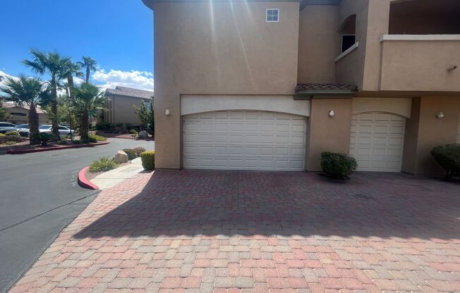 Guard Gated 2 Bedroom Condo - Red Hills in Summerlin