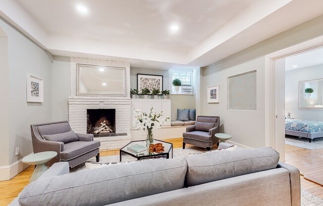 278 CLARENDON