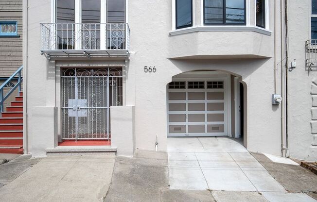 TOTAL REMODEL HUGE 3BR/3BA 1700sf w Garage/Patio Outer Richmond AVAILABLE NOW