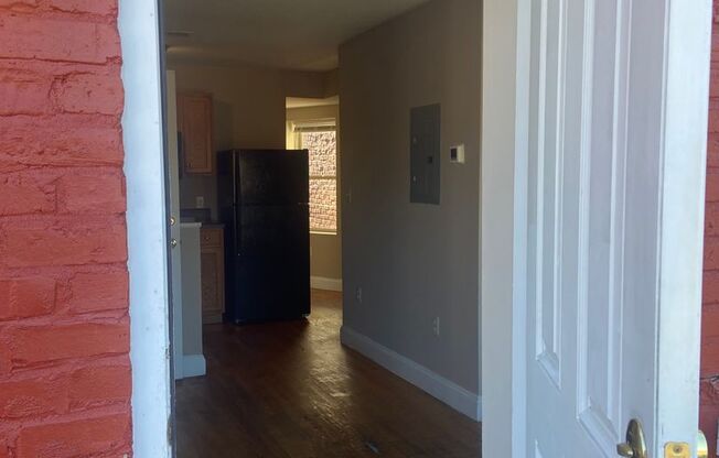1 bed, 1 bath, 476 sqft, $900, Unit Apt. C (Top Left)