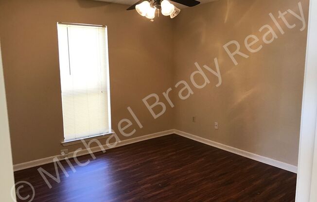 Move in Special! One Bedroom Condo! Rent only $795 for 3 months