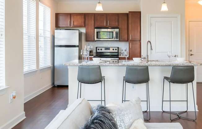 Island with Breakfast Bar
