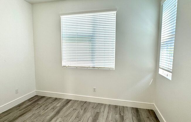 Newer One Bedroom in newer Santa Rosa Development!
