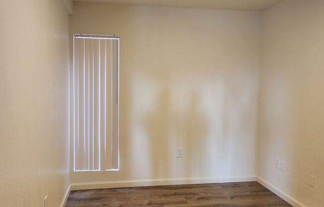 1 bed, 1 bath, 587 sqft, $1,750, Unit 818-12