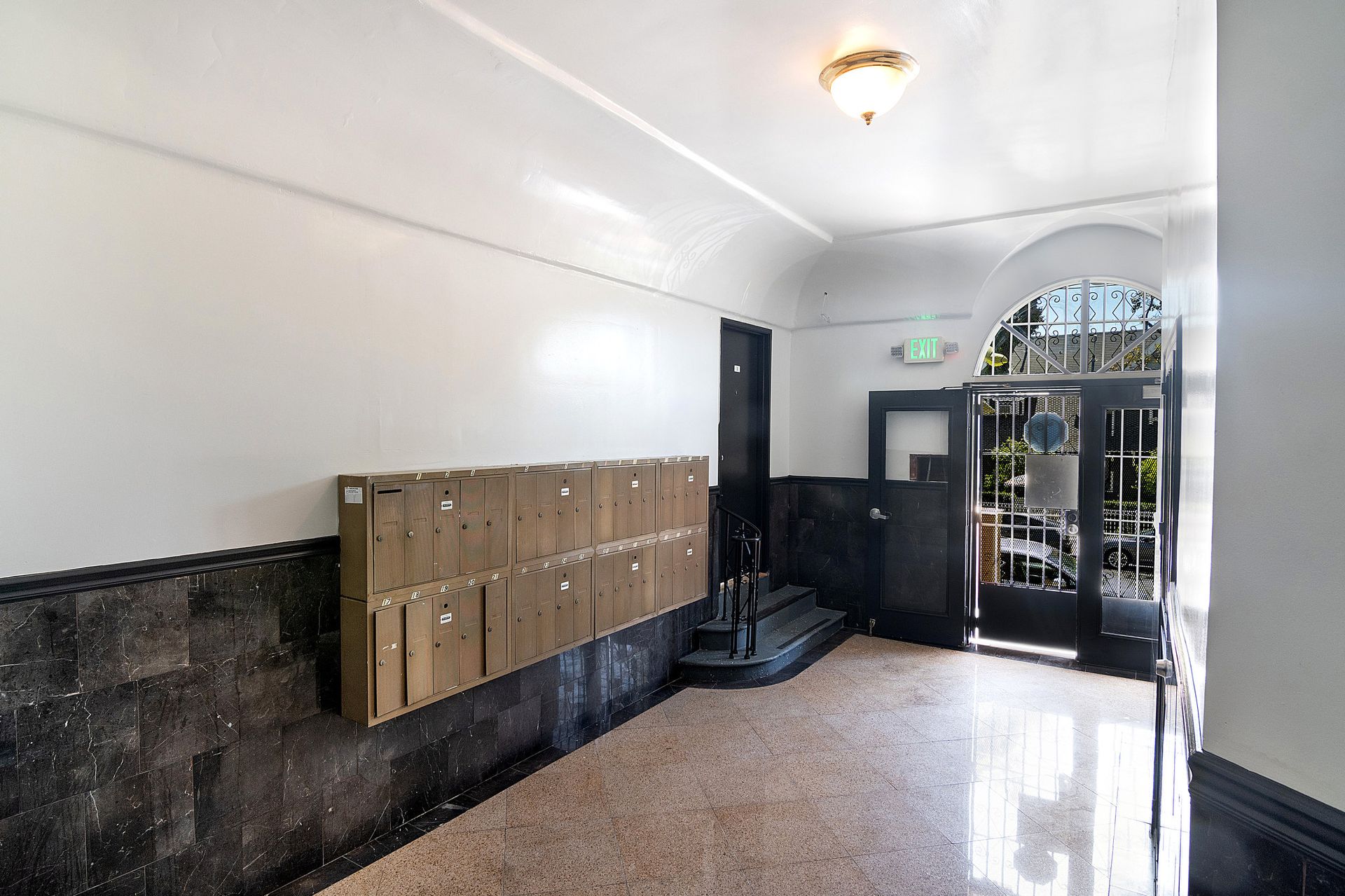 Michigan Avenue Apartments