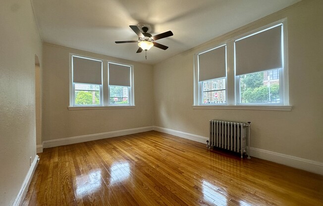 89 STRATHMORE RD