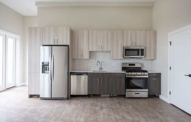 1 bed, 1 bath, 660 sqft, $2,725, Unit Unit 210