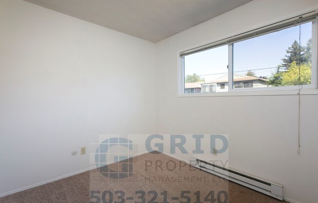 2 beds, 1 bath, $1,695, Unit A