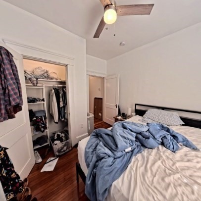 436 WAVERLEY OAKS RD