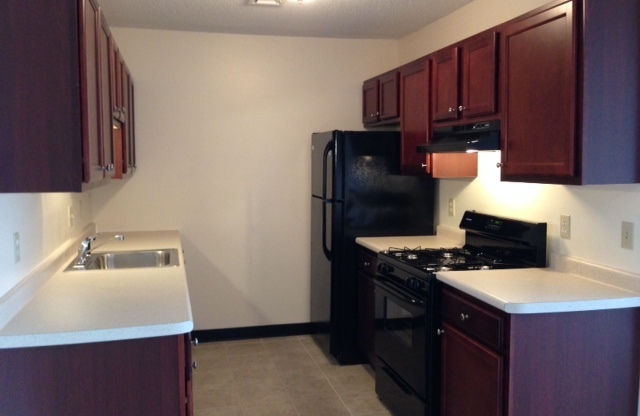 2 beds, 1 bath, 964 sqft, $1,700, Unit Unit 308