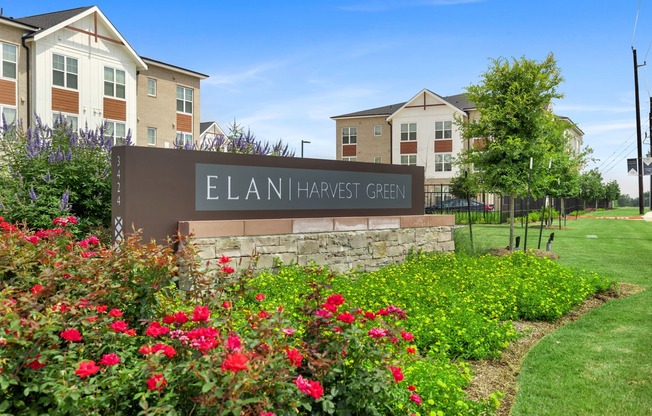 Elan Harvest Green Main ID