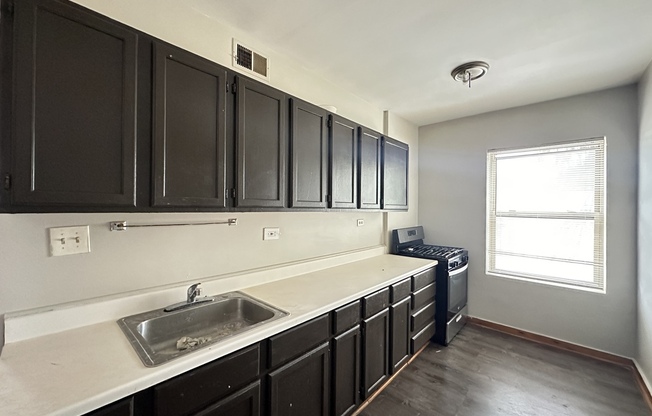 6708 CLAREMONT