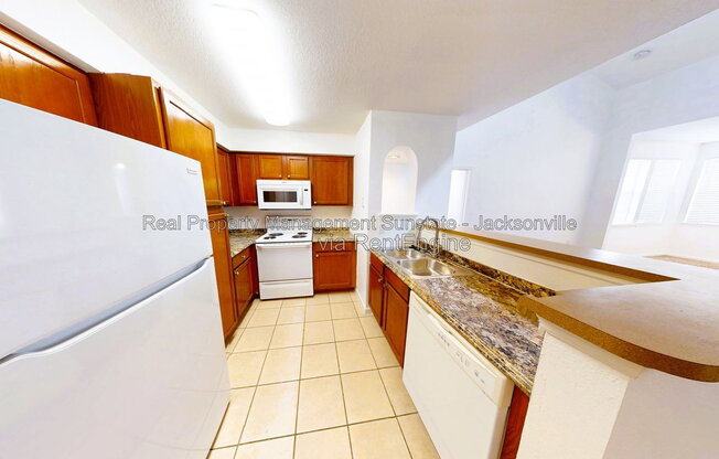 1 bed, 1 bath, 1,012 sqft, $1,350, Unit 536