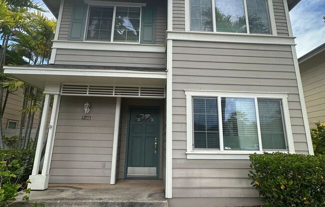 Available Now!  Beautiful 4 BD / 3 BA House in Ocean Pointe!
