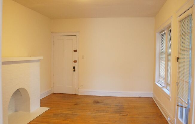 2516 N. Kedzie LP