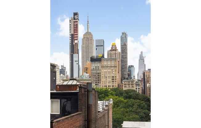 1 bed, 1 bath, 1,200 sqft, $7,500, Unit 7B