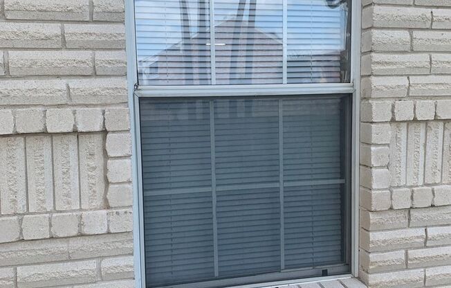 2 beds, 2 baths, 1,006 sqft, $875, Unit 62