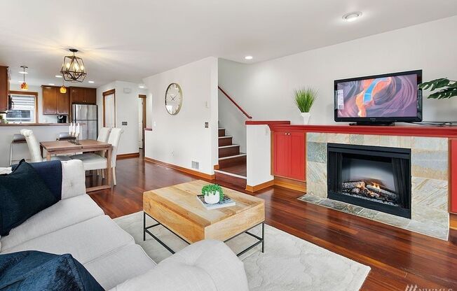 3 bedroom / 2.5 bathroom townhome in West Seattle's Highland Park.