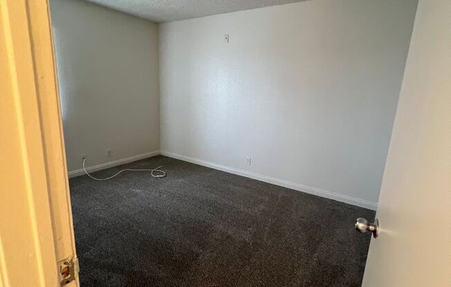 1 bed, 1 bath, 592 sqft, $1,129, Unit 116