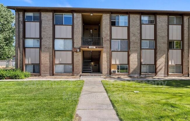 1355 N REDWOOD RD