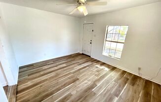 2 beds, 1 bath, $1,199