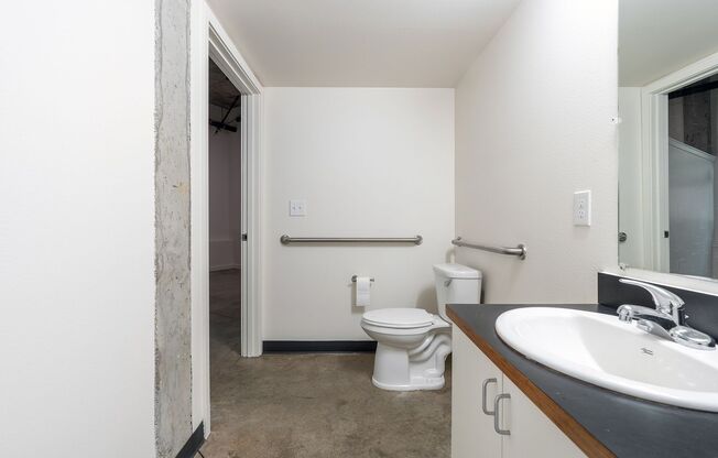 1 bed, 1 bath, 658 sqft, $1,899