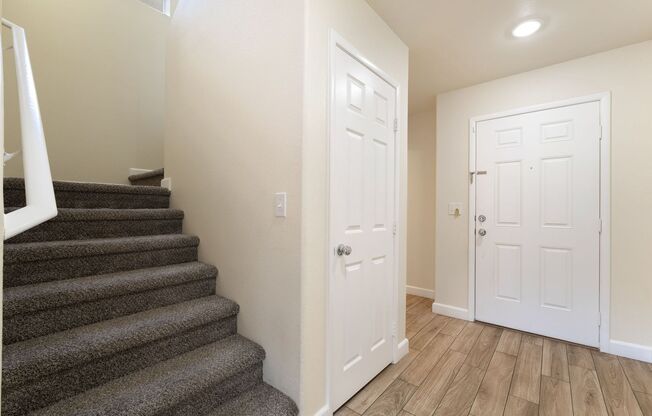 Beautiful Home in Gated Comminity