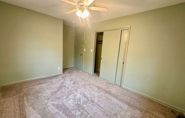 2 beds, 1 bath, $1,000