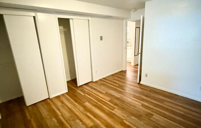 1 bed, 1 bath, 700 sqft, $1,500, Unit B