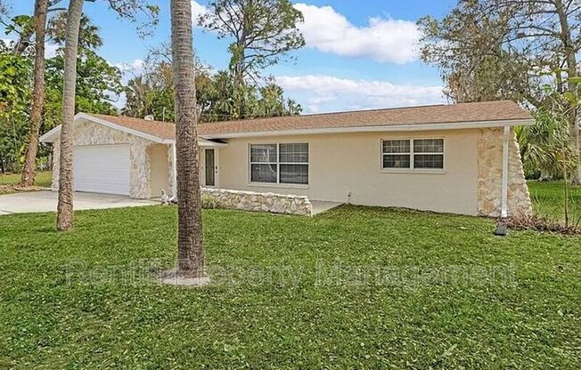 2326 DAVIS BLVD
