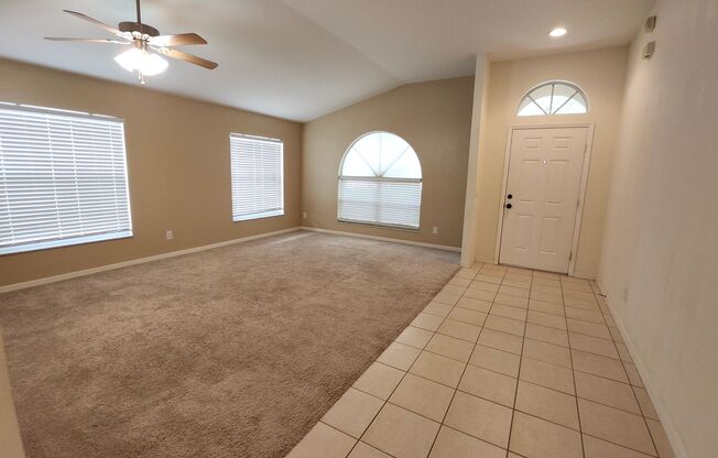 Gorgeous house in Lumsden Pointe