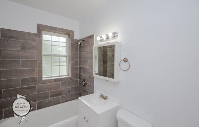 Studio, 1 bath, $1,100, Unit 6348-B12