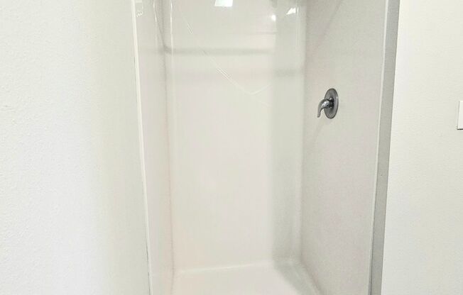 Studio, 1 bath, 157 sqft, $1,125