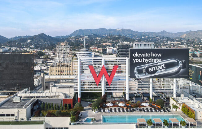 1 bed, 1.5 baths, 1,220 sqft, $4,500, Unit 6H