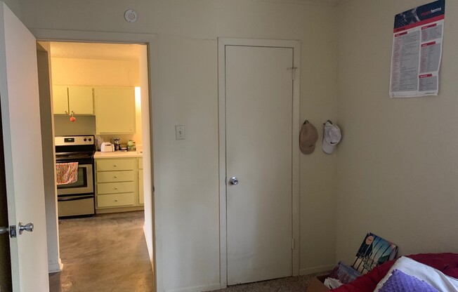 1 bed, 1 bath, 600 sqft, $1,075