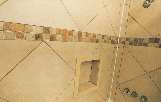 2 beds, 2 baths, 910 sqft, $2,595, Unit 209