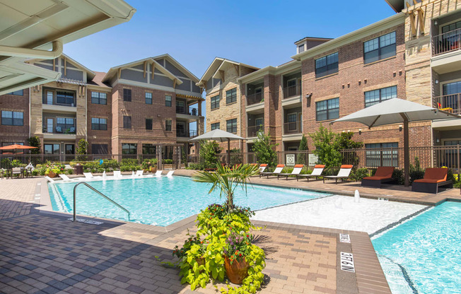 Sorrel Fairview Pool DFW, Texas Apartments
