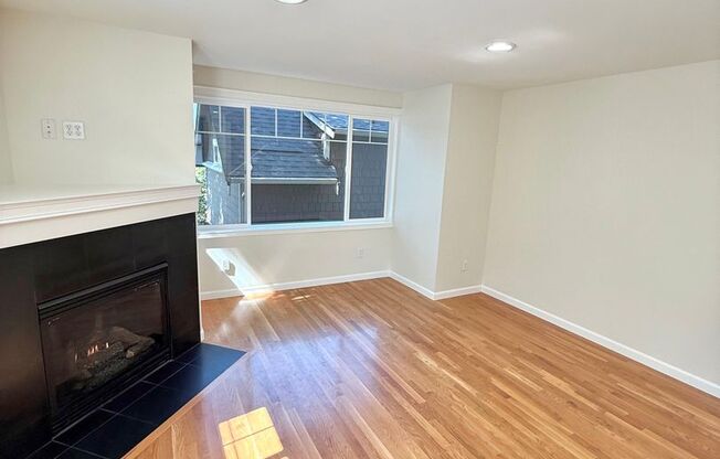 Modern 2-Bedroom, 2-Bathroom West Seattle Townhome