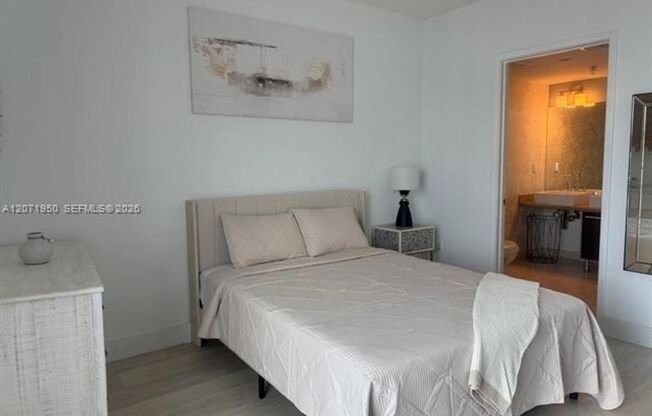 2 beds, 2.5 baths, $3,900, Unit # 3803