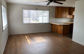 3 beds, 1 bath, $1,699, Unit Unit A