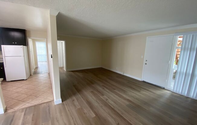 2 beds, 1 bath, 831 sqft, $2,695, Unit 8