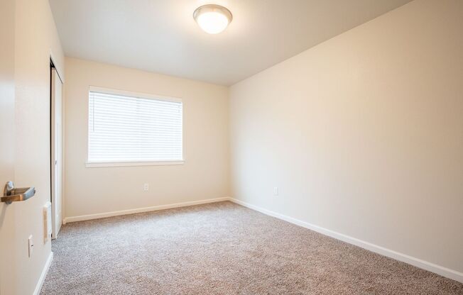 3 beds, 2 baths, 1,176 sqft, $2,250, Unit A-408