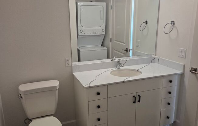 Studio, 1 bath, 327 sqft, $1,750, Unit 410-511